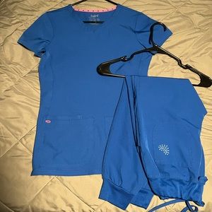 Heartsoul Scrub Top & Joggers